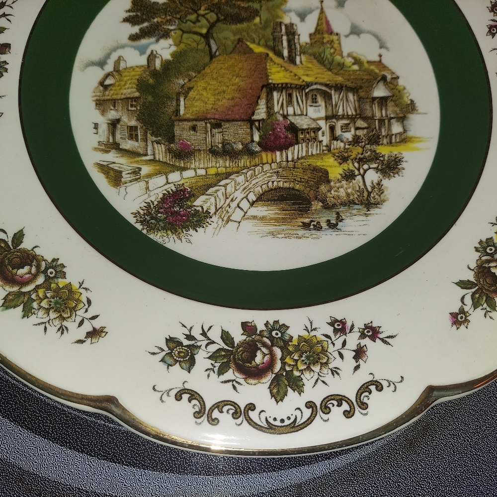 VINTAGE ASCOT PLATE ENGLAND - Picture 3 of 9